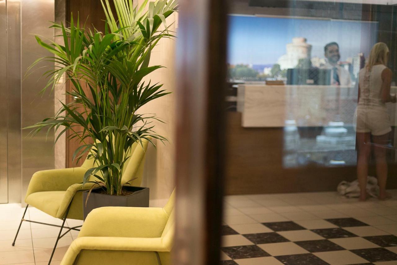 Apartament Ladadika Design, Philian And