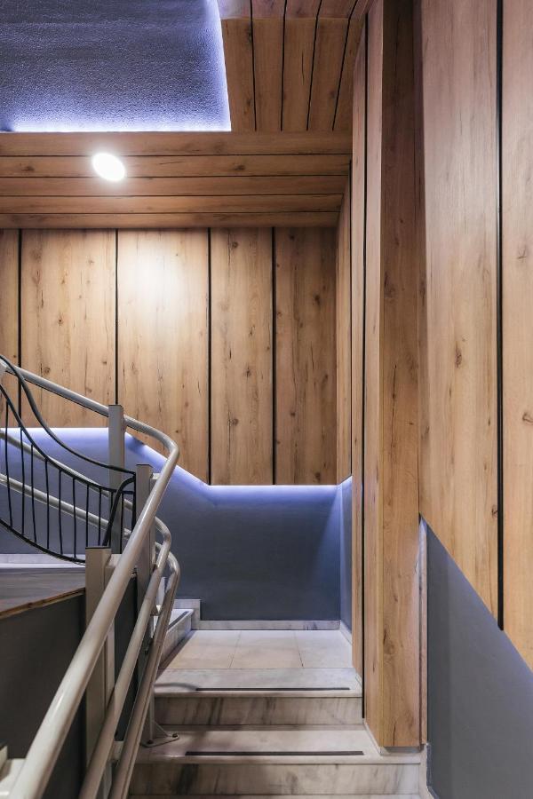 Ladadika Design, Philian And Saloniki