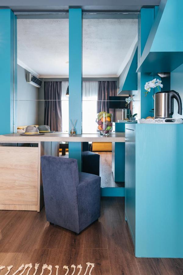Apartament Ladadika Design, Philian And